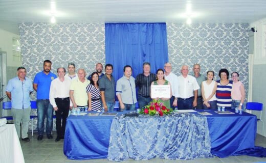 Assinada ordem de serviço para construção de quadra coberta na Escola Cônego - capa