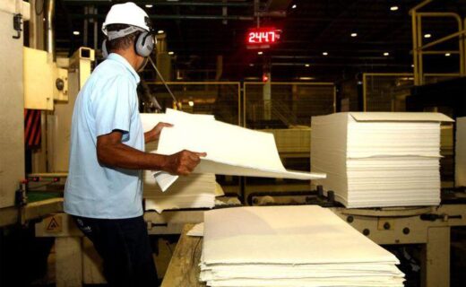 BC anuncia que atividade econômica cresce 0,02% em outubro - capa