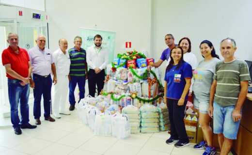 Sicredi deseja um Feliz Ano Novo a todos os associados - capa