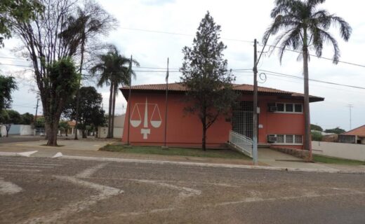 Fórum de Alto Paraná cumpre rito para as bandeiras que já completaram sua missão – uma perspectiva histórica e legal do nosso pavilhão - capa