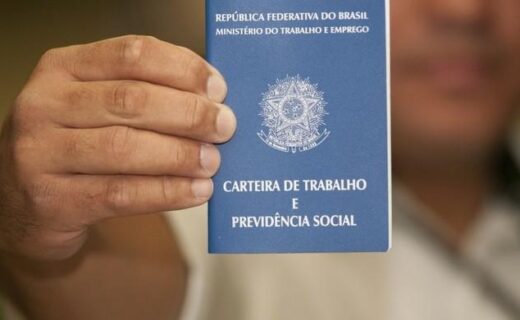 Geração de emprego no Paraná é a maior desde 2014 - capa