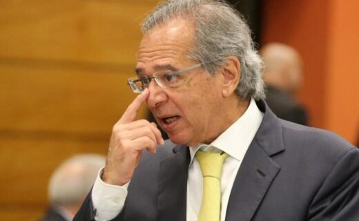 Guedes defende nova modalidade de contratação trabalhista - capa