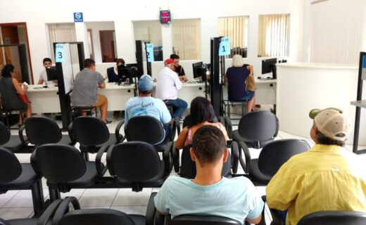 RECADASTRAMENTO ELEITORAL OBRIGATÓRIO! - capa