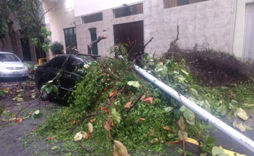 Temporal causa danos no Rio e deixa a cidade em estágio de crise - capa