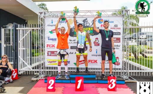 Nova-esperancense é campeão do III Duathlon Rotary Cinturão Verde em Cianorte - capa
