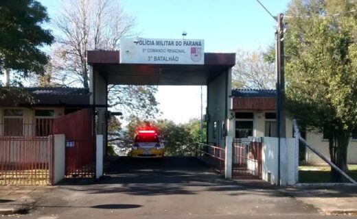 Policiais são presos suspeitos de provocar morte de jovem obrigando-o a engolir buchas de cocaína - capa