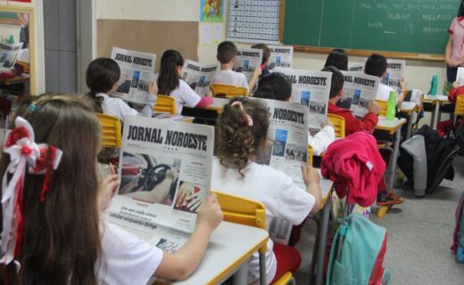 Escola Municipal utiliza edições do Jornal Noroeste como recurso didático - capa