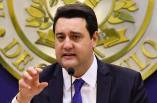 64% dos paranaenses defendem continuidade do governo Ratinho Junior no Paraná - capa
