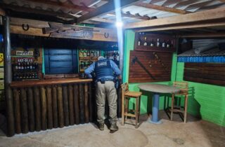 Em Maringá e Santa Fé, Gaeco cumpre 15 mandados na Operação Van Gogh, que apura crimes de tráfico de drogas, extorsão, peculato e corrupção passiva - capa