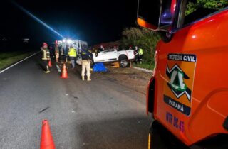 Adolescente morre e outro fica gravemente ferido após acidente na BR-376, em Nova Esperança - capa