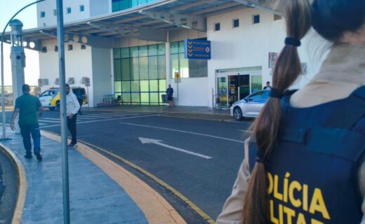 Fiscalização da PM resulta em 16 notificações de trânsito no Aeroporto Regional de Maringá - capa