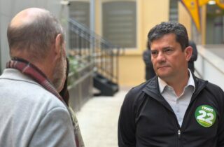 Moro defende descentralização da saúde e ações para reduzir filas no Paraná - capa