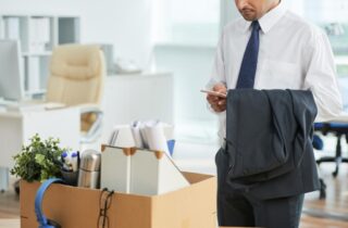 Por que bons profissionais pedem demissão? 5 erros que as empresas podem evitar - capa