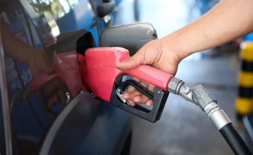 Subsídio de R$ 2,12 ao diesel deve ser mantido por 30 dias - capa