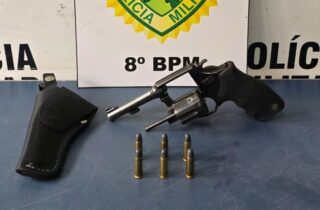 Violência doméstica leva PM a localizar homem com revólver e seis munições em Paranavaí - capa