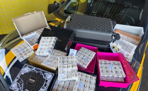 PRF apreende mais de 1,7 mil ampolas de medicamento emagrecedor na BR 376 - capa