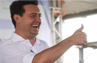 Ratinho Junior deixa R$ 27,6 bilhões em caixa para Moro - capa