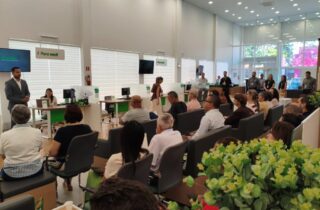 Sicredi Dexis reúne poupadores em Nova Esperança e entrega prêmio de R$ 5 mil - capa